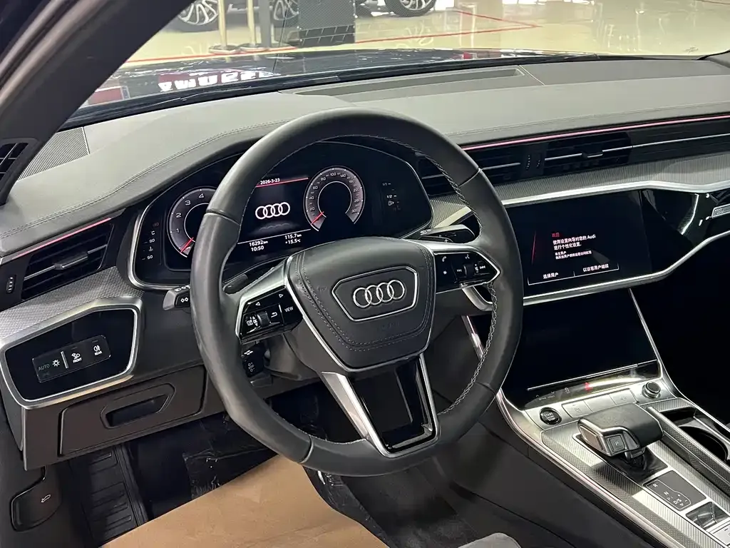 Audi A6L 2023 из CN, фото 7