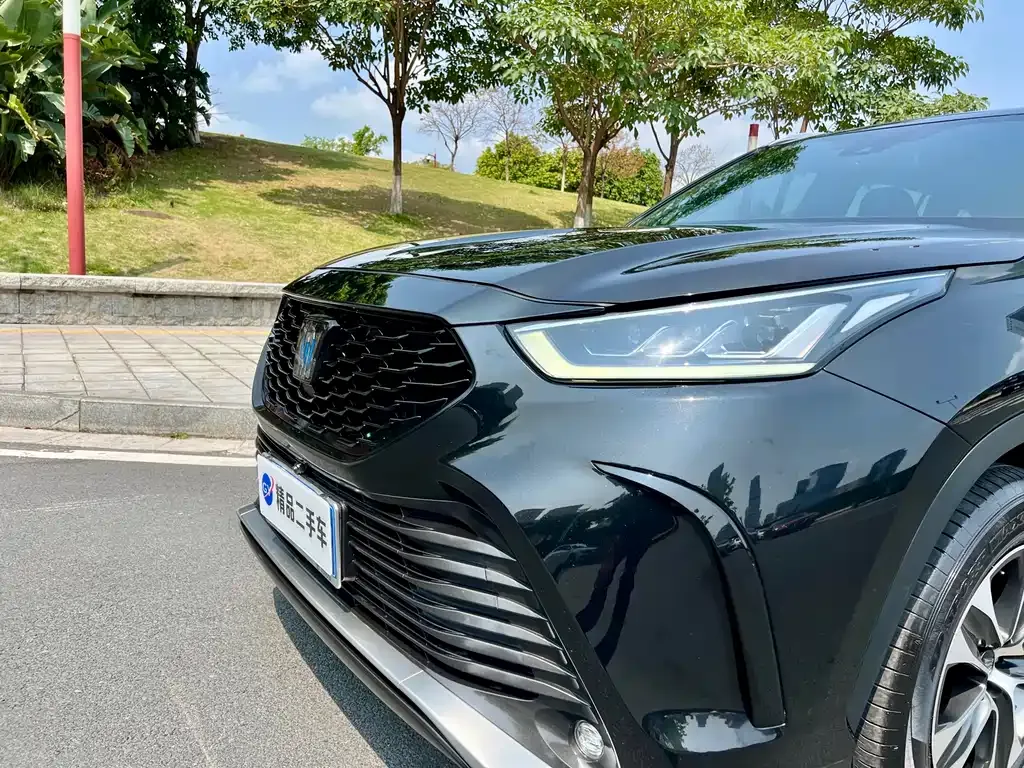 Toyota Crown Kluger 2021 из CN, фото 6