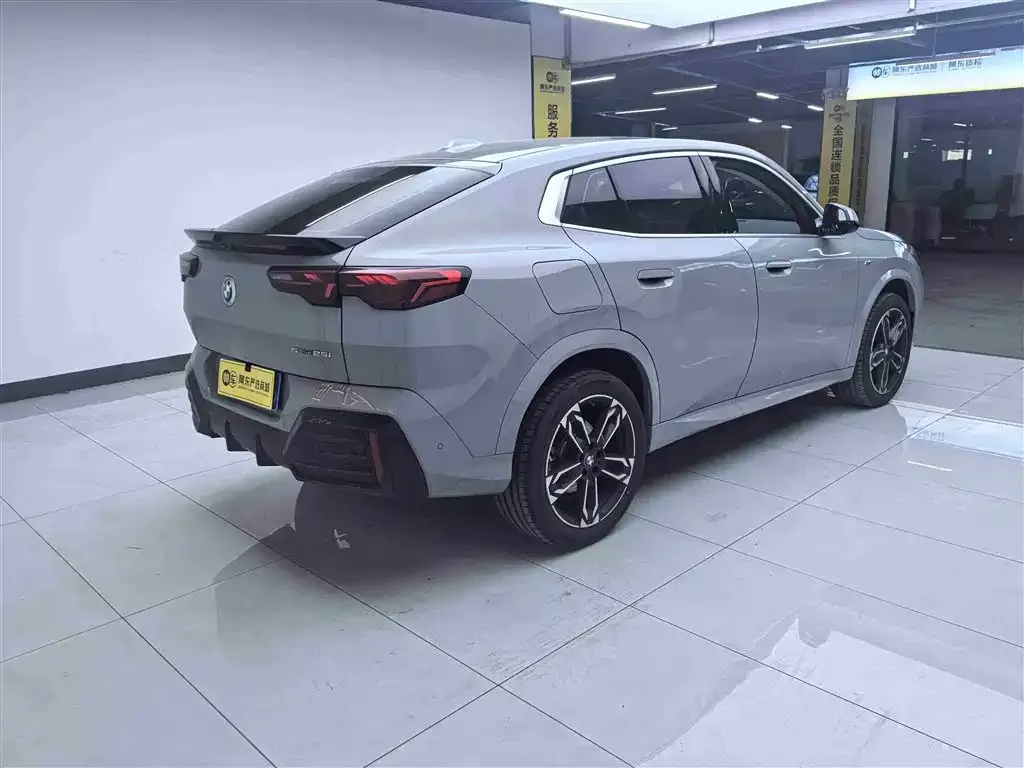 BMW X2 (Import) — фото 5