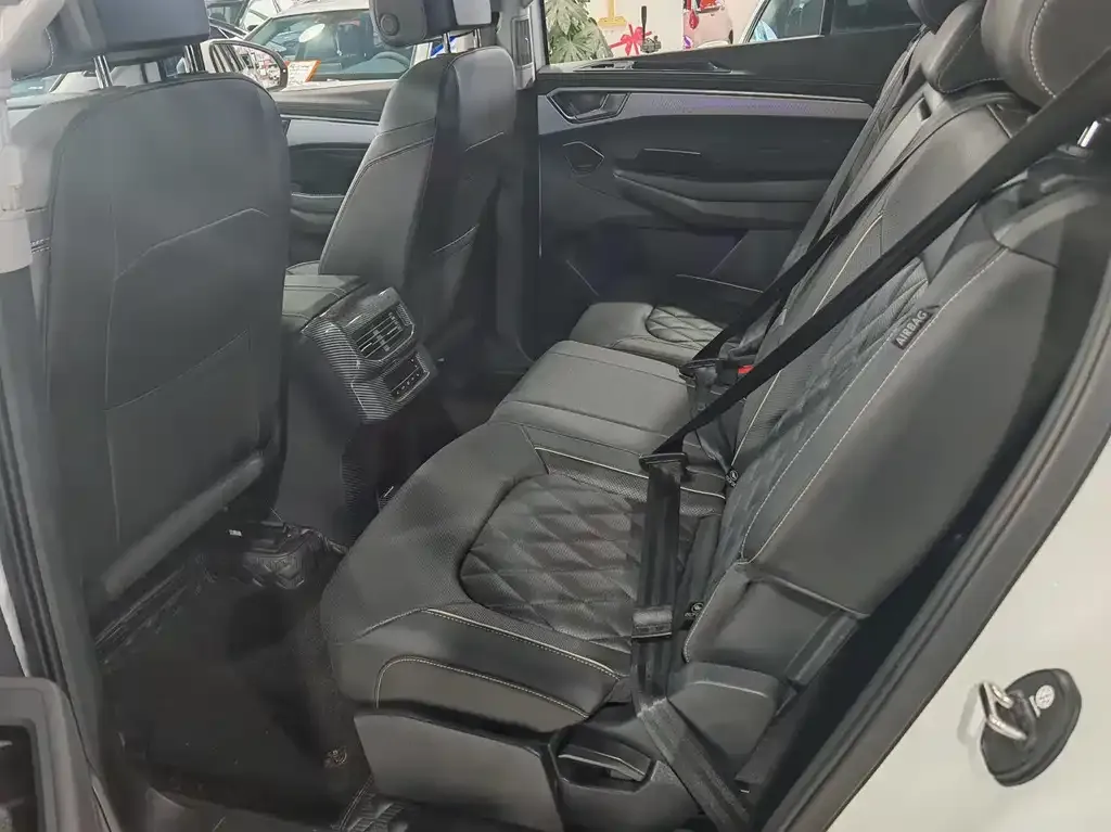 Volkswagen Talagon 2023 из CN, фото 4