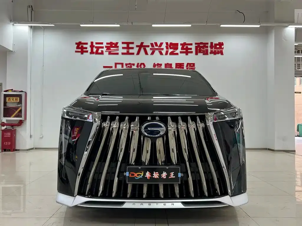 GAC Motor Trumpchi M8 — фото 1