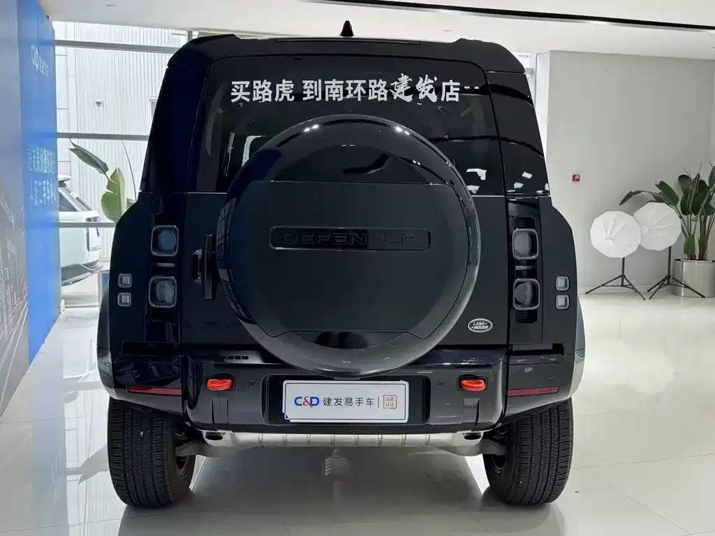 Land Rover Defender 2025 из CN, фото 9