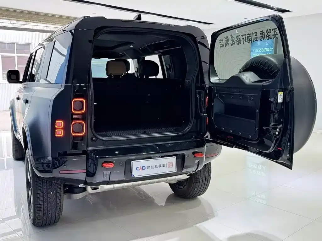 Land Rover Defender 2025 из CN, фото 10