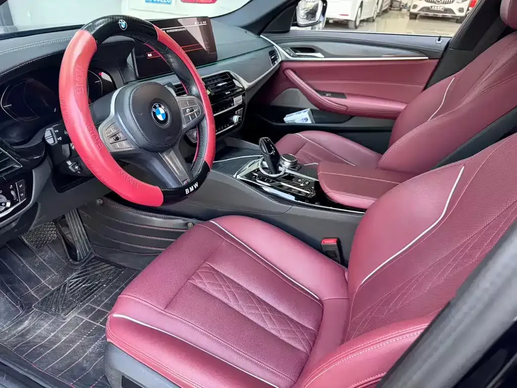 BMW 5 Series 2022 из CN, фото 4
