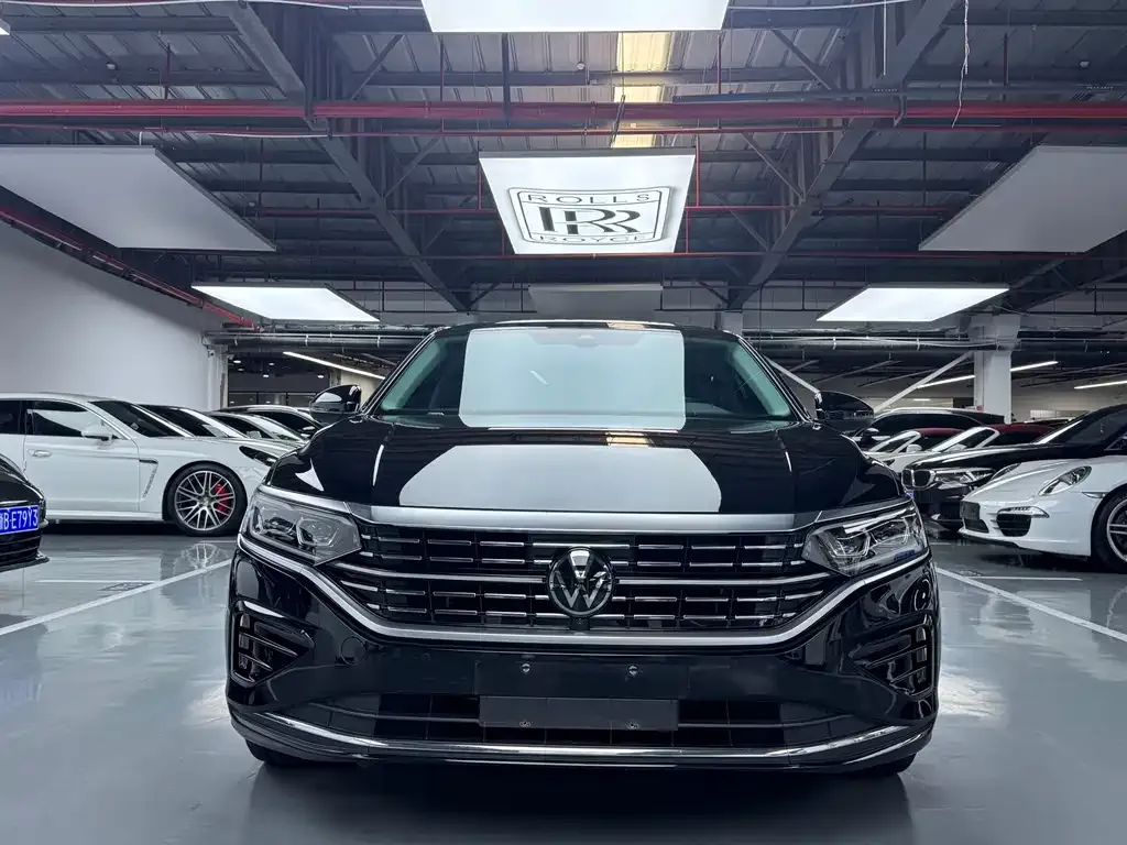 Volkswagen Passat — фото 2