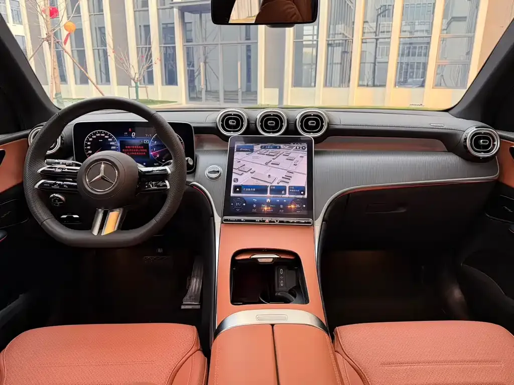 Mercedes-Benz GLC 2024 из CN, фото 8