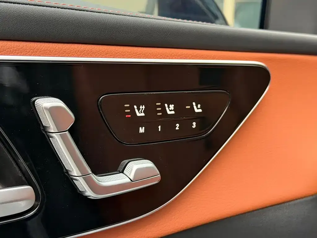 Mercedes-Benz GLC 2024 из CN, фото 2