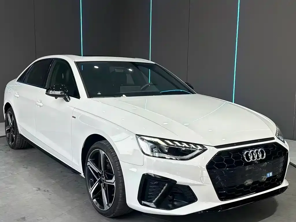 Audi A4L 2024 из CN, фото 10