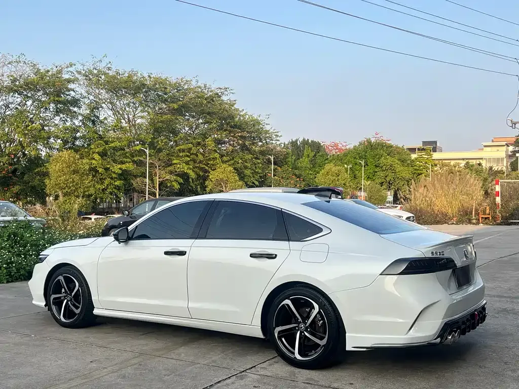 Honda Inspire 2024 из CN, фото 5