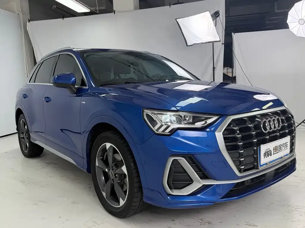 Audi Q3 2021 из CN, фото 2