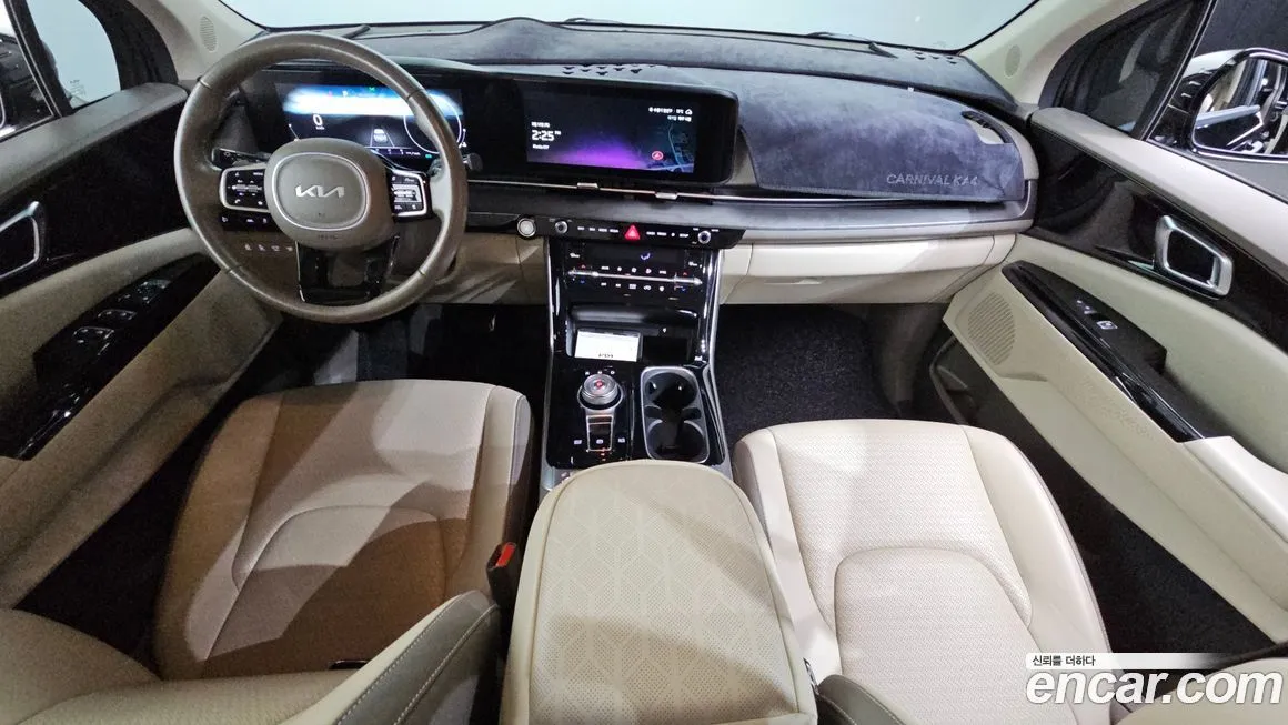 Kia Carnival — фото 7