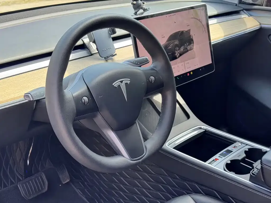 Tesla Model Y 2023 из CN, фото 6