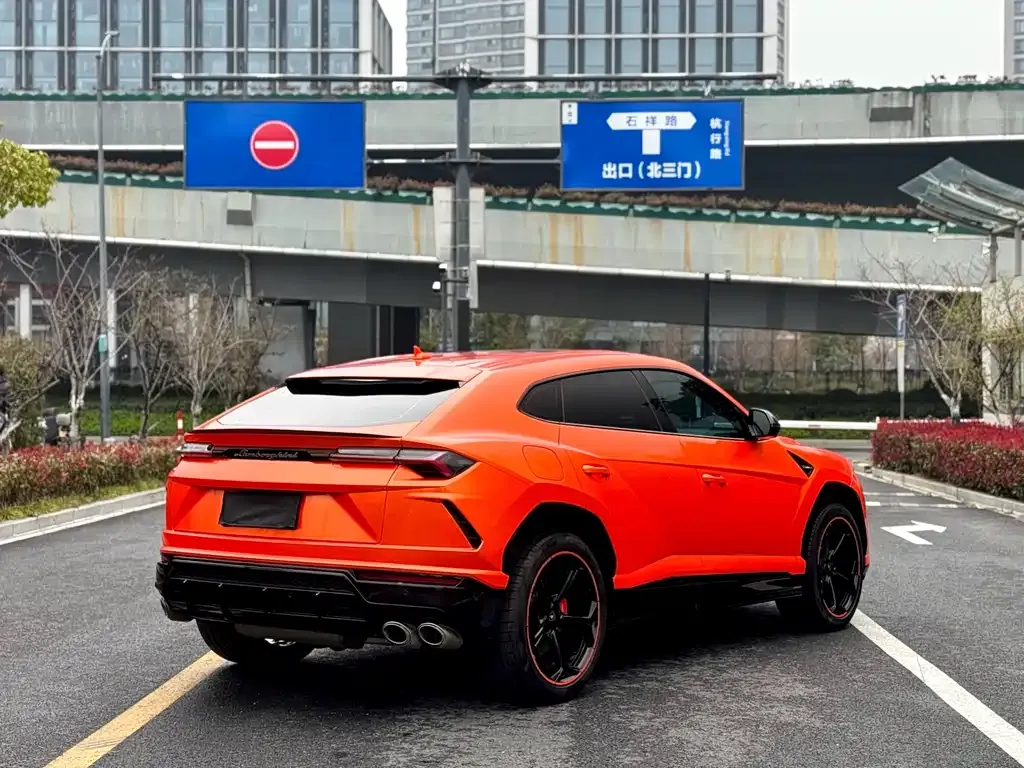 Lamborghini Urus 2021 из CN, фото 2