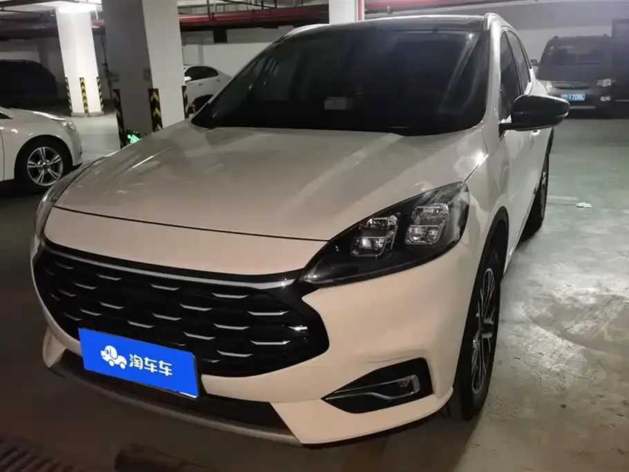 Ford Escape 2021 из CN, фото 3