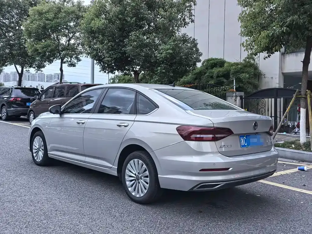 Volkswagen Lavida 2021 из CN, фото 2