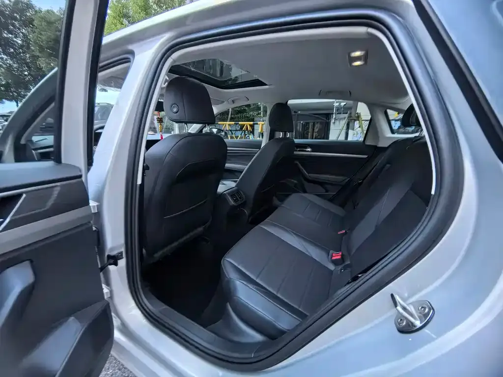 Volkswagen Lavida 2021 из CN, фото 7