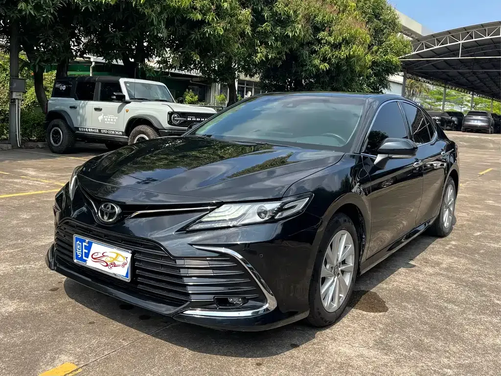 Toyota Camry 2022 из CN, фото 1