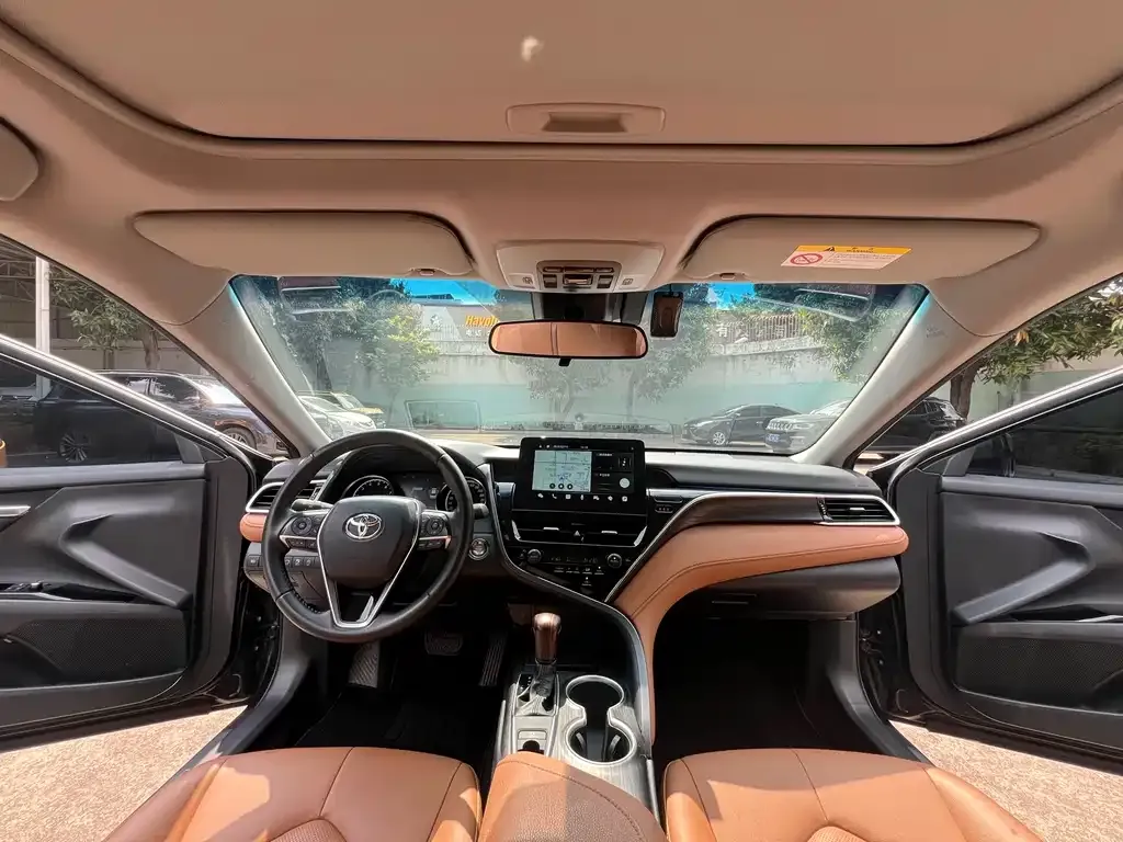 Toyota Camry 2022 из CN, фото 4