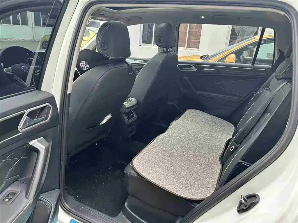 Volkswagen Tiguan L 2023 из CN, фото 5