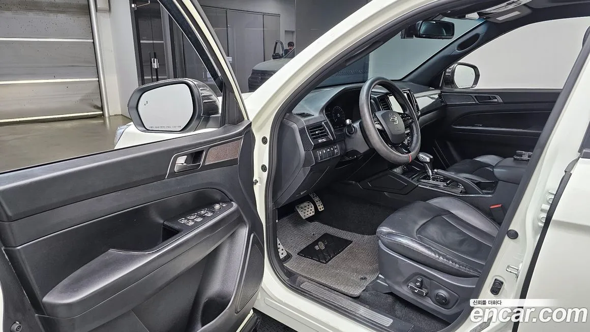 KG Mobility (Ssangyong) Rexton — фото 4
