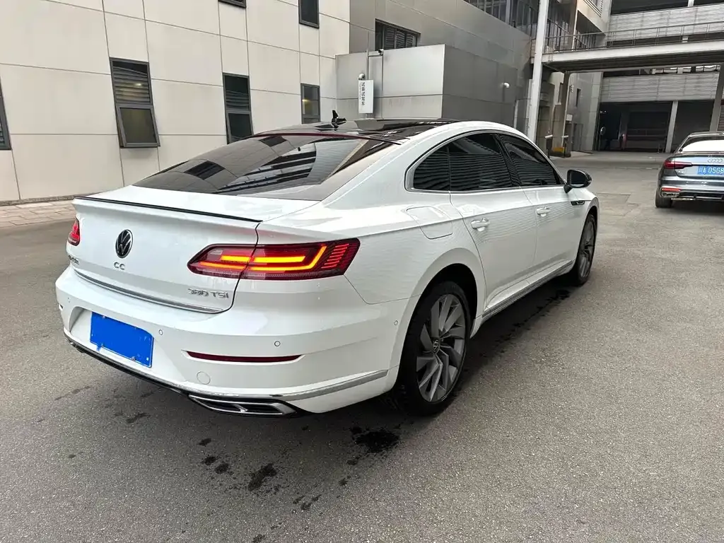 Volkswagen CC — фото 4