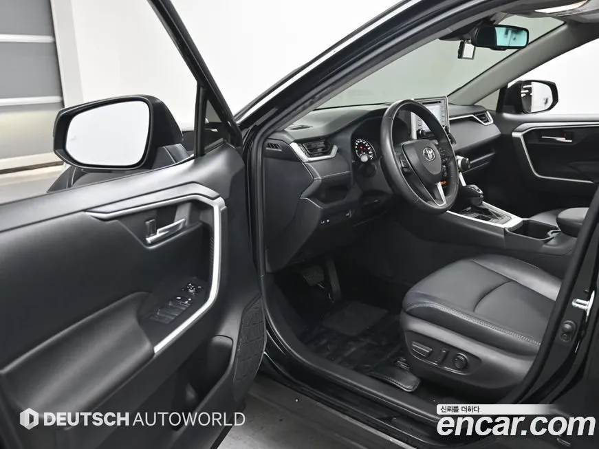 Toyota RAV4 2022 из KR, фото 5