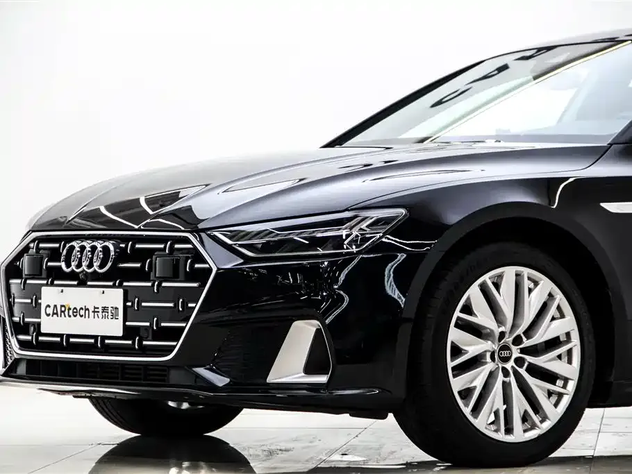 Audi A7L — фото 10