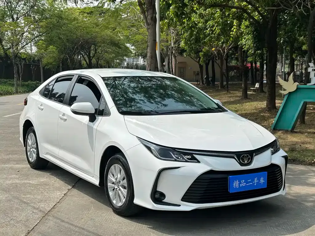 Toyota Corolla 2022 из CN, фото 3