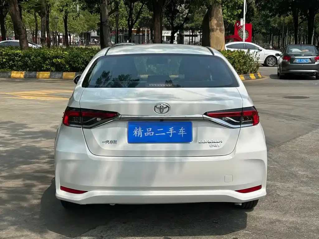 Toyota Corolla 2022 из CN, фото 2