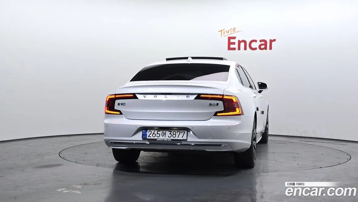 Volvo S90 — фото 2