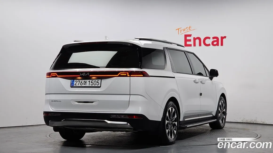 Kia Carnival 2023 из KR, фото 3