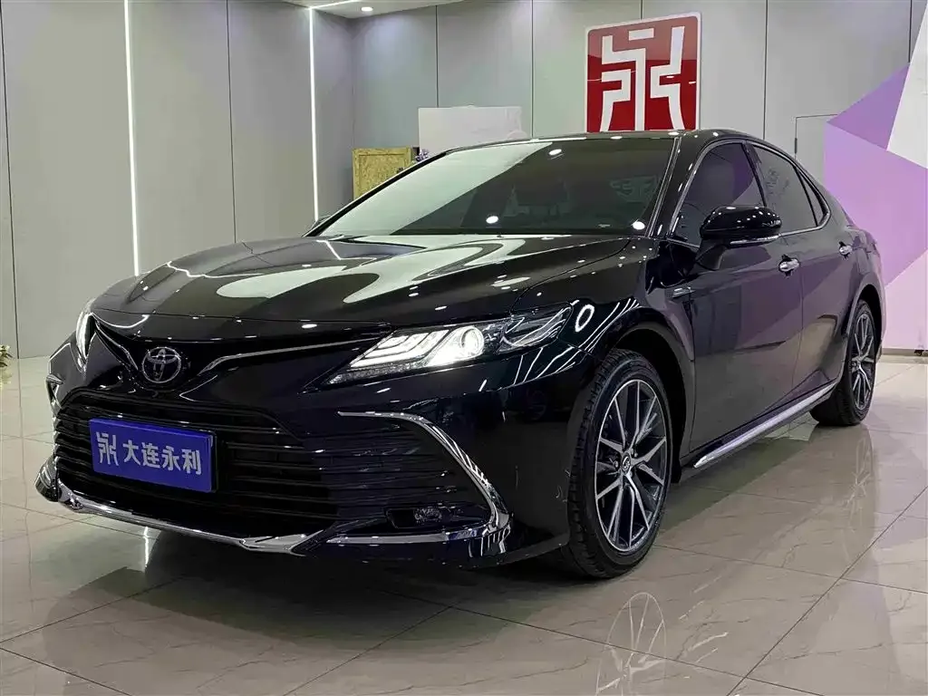 Toyota Camry 2.5G Luxury