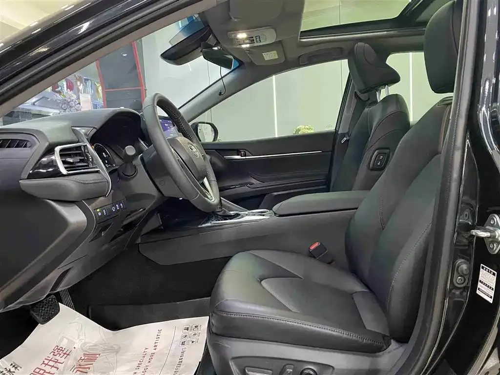 Toyota Camry 2024 из CN, фото 4