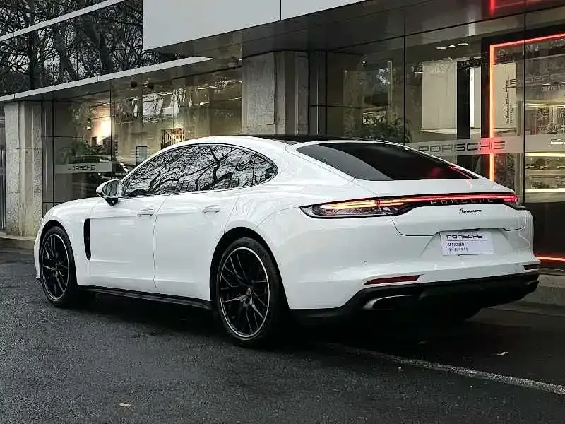 Porsche Panamera — фото 4