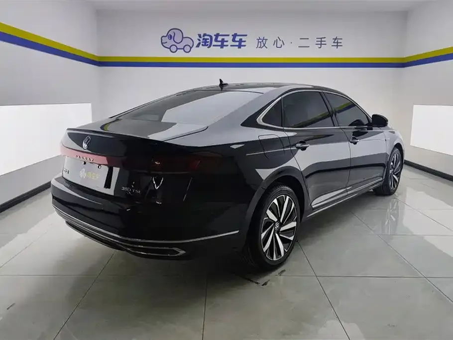 Volkswagen Passat — фото 2