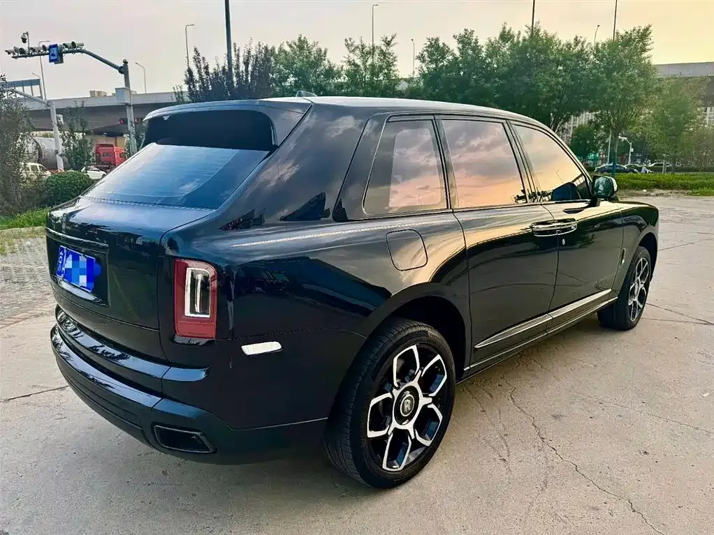Rolls-Royce Cullinan 2021 из CN, фото 5