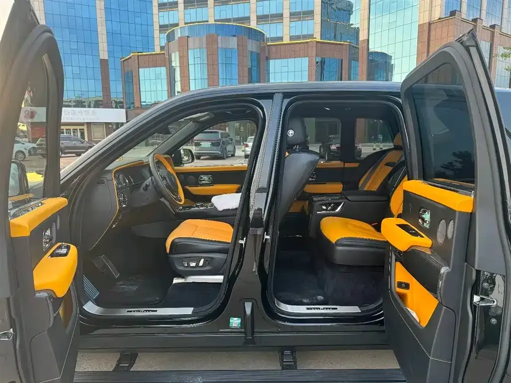 Rolls-Royce Cullinan 2021 из CN, фото 9