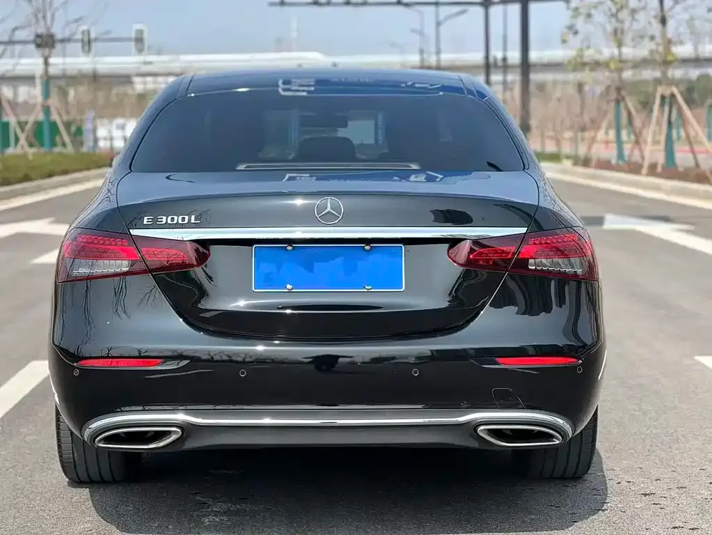 Mercedes-Benz E-Class 2023 из CN, фото 3