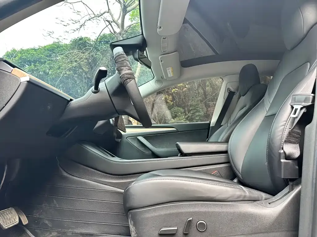 Tesla Model Y 2022 из CN, фото 3