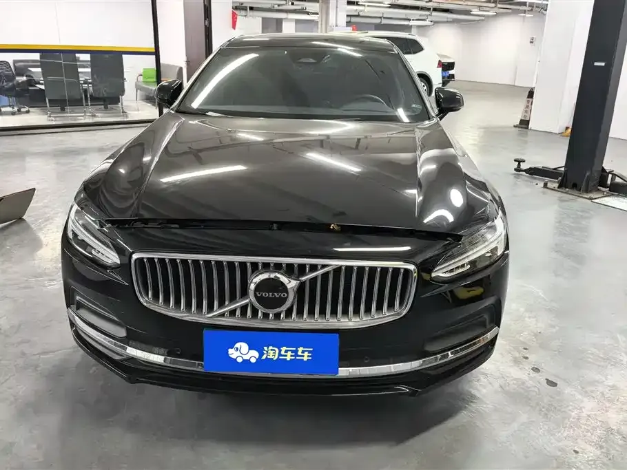 Volvo S90 2024 из CN, фото 6