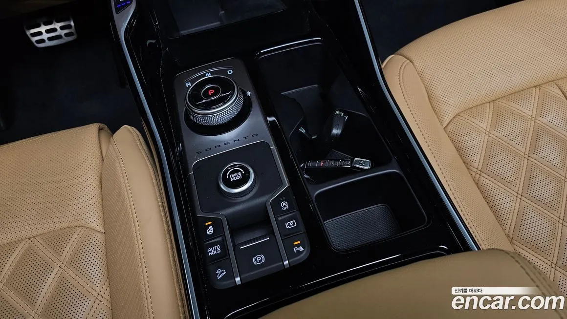 Kia Sorento — фото 9