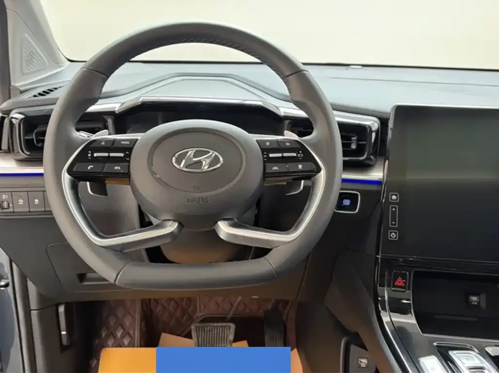 Hyundai Custo — фото 4