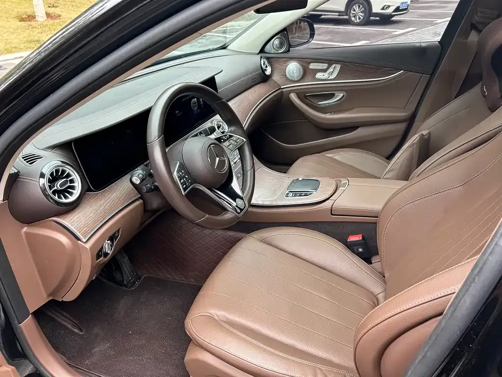 Mercedes-Benz E-Class 2023 из CN, фото 2