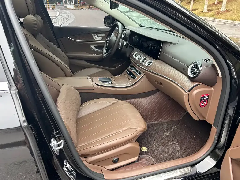 Mercedes-Benz E-Class 2023 из CN, фото 5