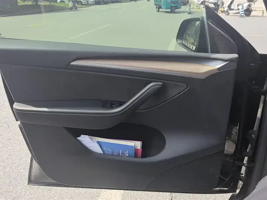 Tesla Model Y 2022 из CN, фото 3