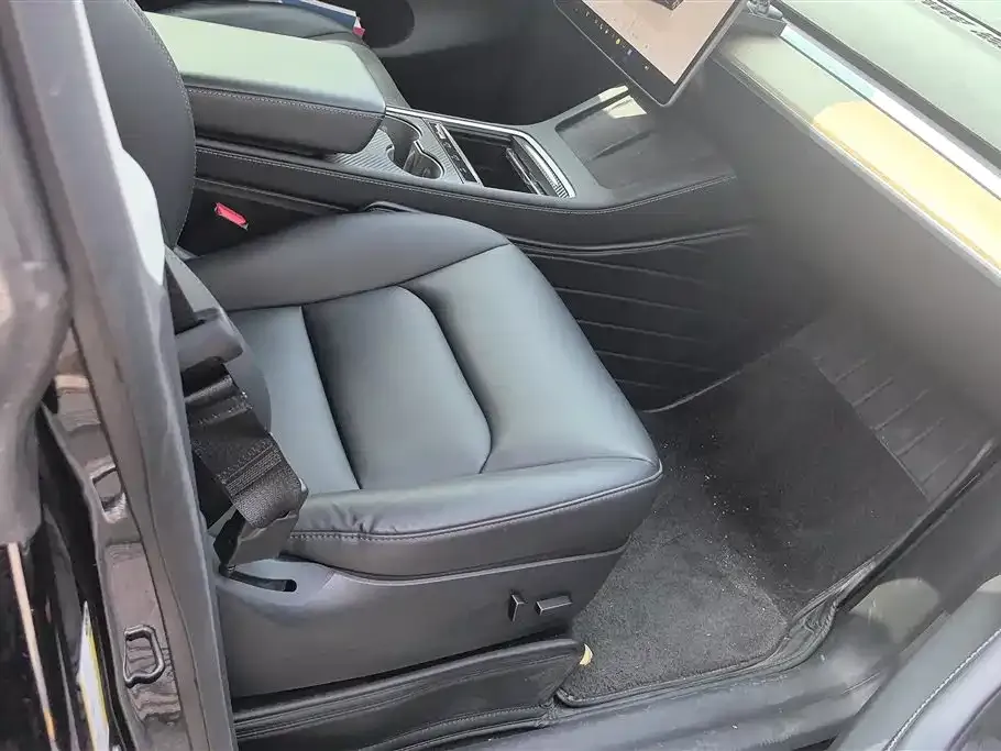 Tesla Model Y 2022 из CN, фото 4