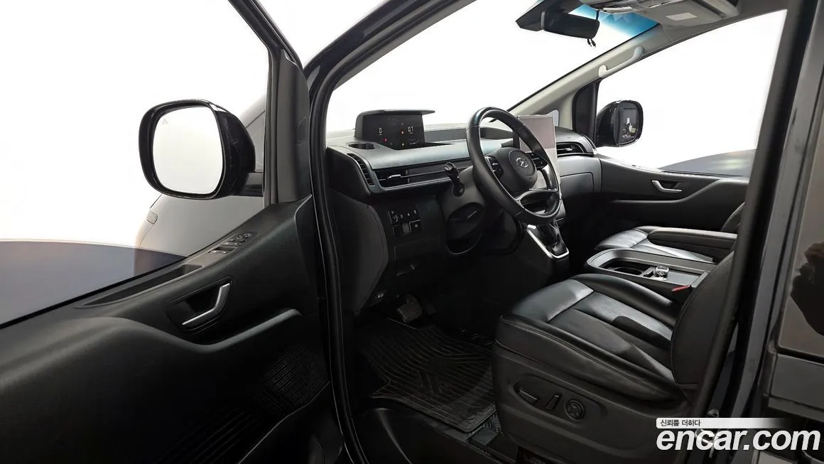 Hyundai Staria 2023 из KR, фото 4