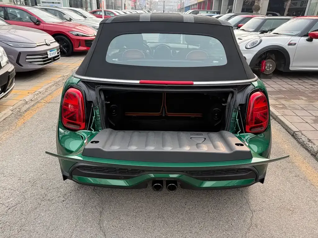 MINI Cooper (3-door) 2023 из CN, фото 9
