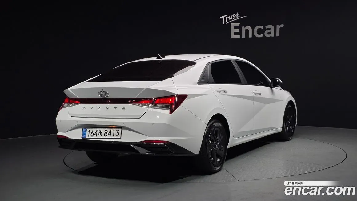 Hyundai AVANTE — фото 5