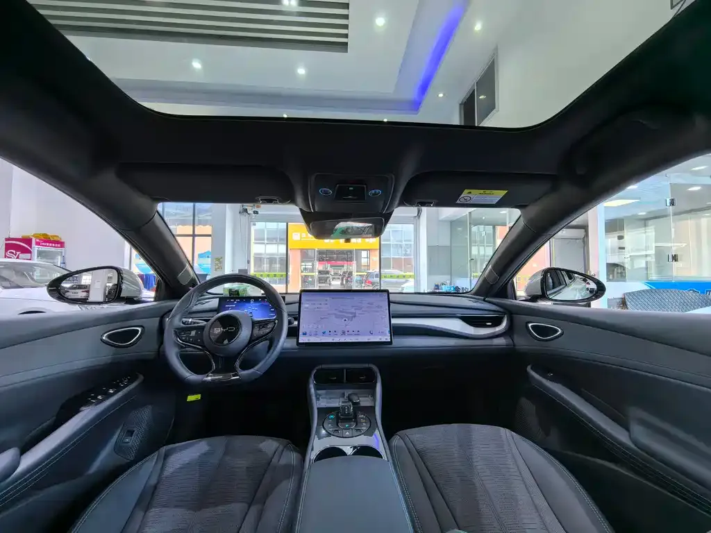 BYD Seal 06GT — фото 9